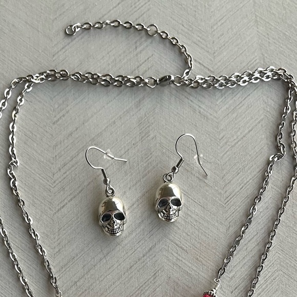 Set ! Red coral skull double layer necklace + matching skull earrings goth boho - Picture 8 of 16
